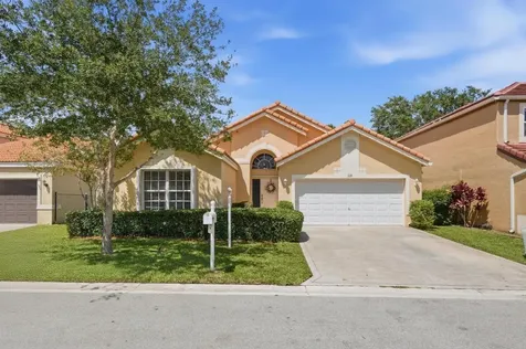 215 NW 117th Way Coral Springs FL 33071
