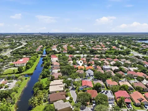 215 NW 117th Way Coral Springs FL 33071