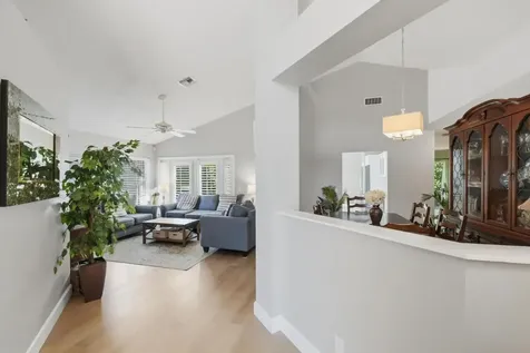 215 NW 117th Way Coral Springs FL 33071