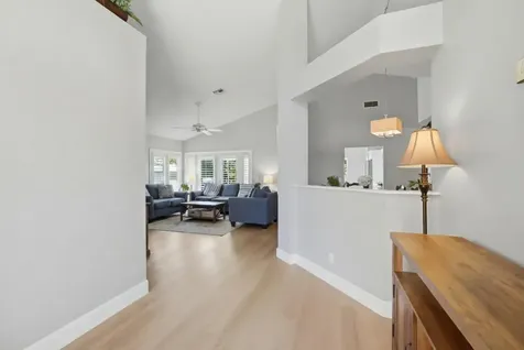 215 NW 117th Way Coral Springs FL 33071