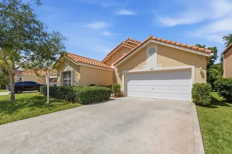 215 NW 117th Way Coral Springs FL 33071