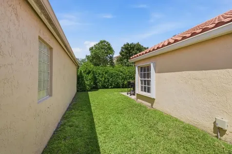 215 NW 117th Way Coral Springs FL 33071