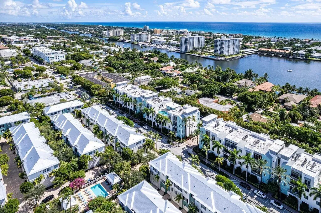 335 SE 6th Avenue Delray Beach FL 33483