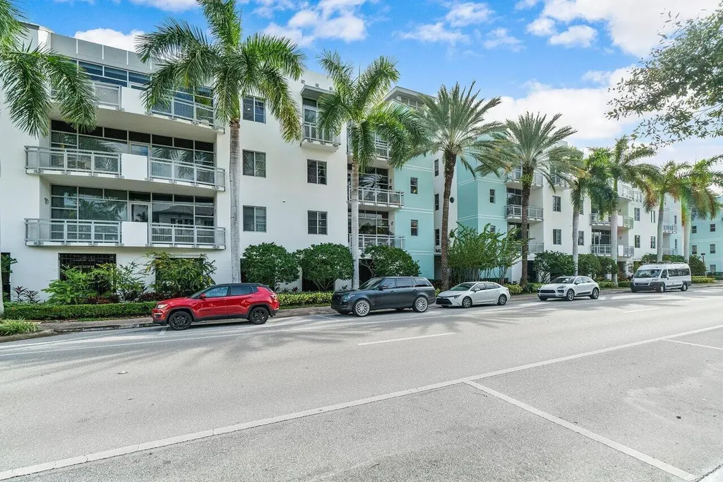 335 SE 6th Avenue Delray Beach FL 33483