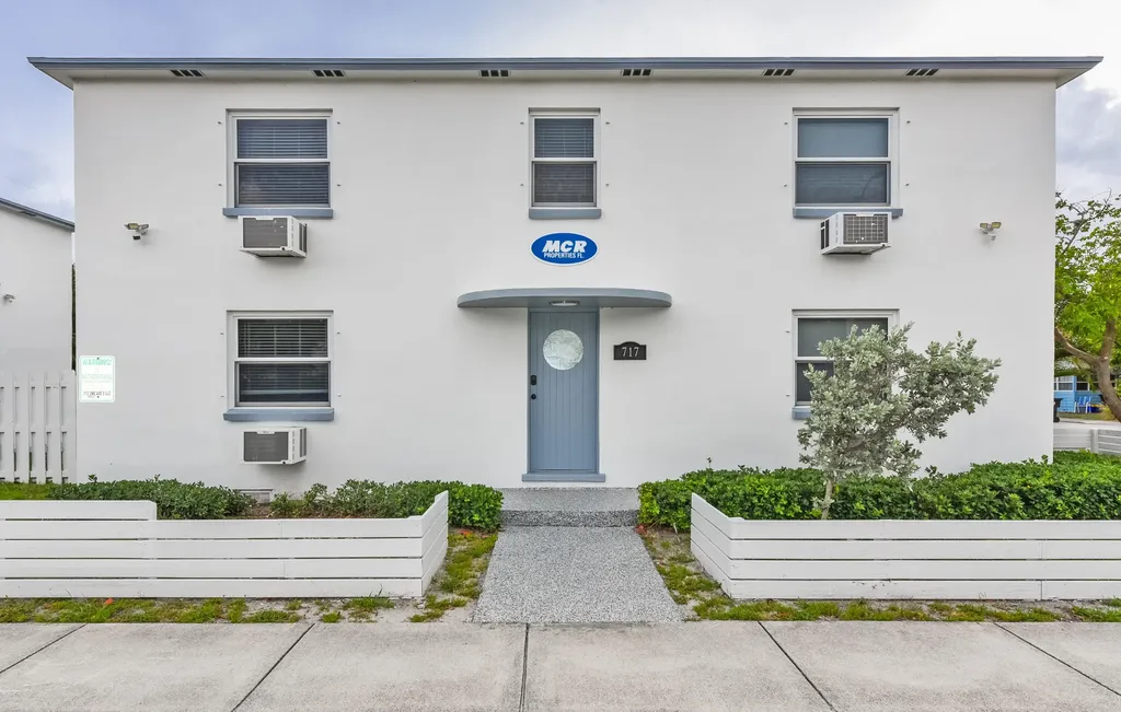 717 2nd Avenue Lake Worth Beach FL 33460