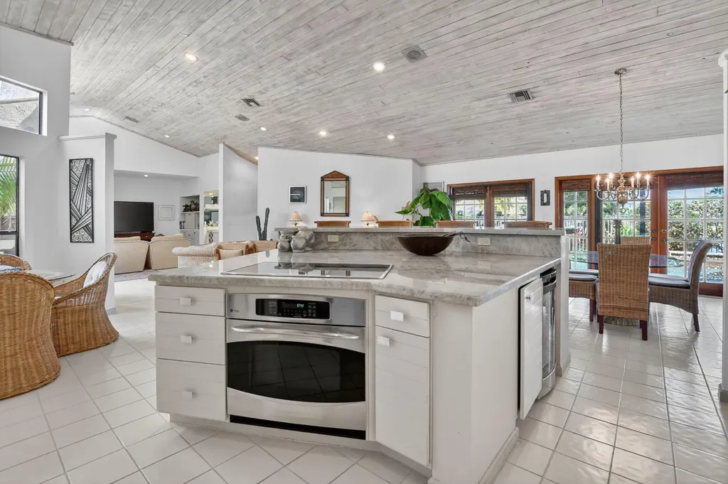 22519 W Esplanada Circle W Boca Raton FL 33433