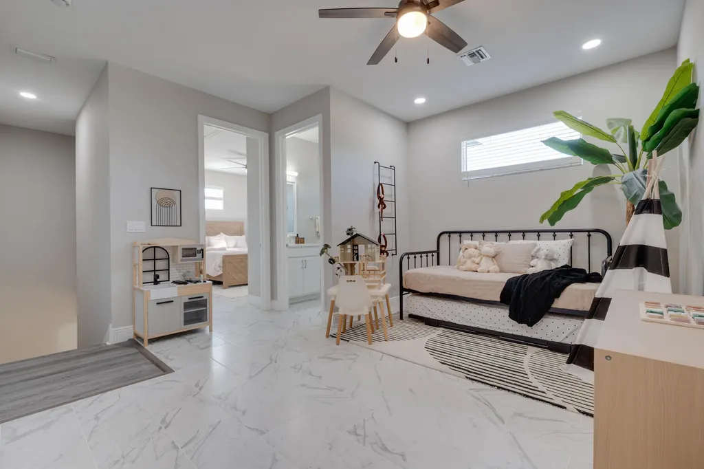 2005 Bridgepointe Circle Vero Beach FL 32967