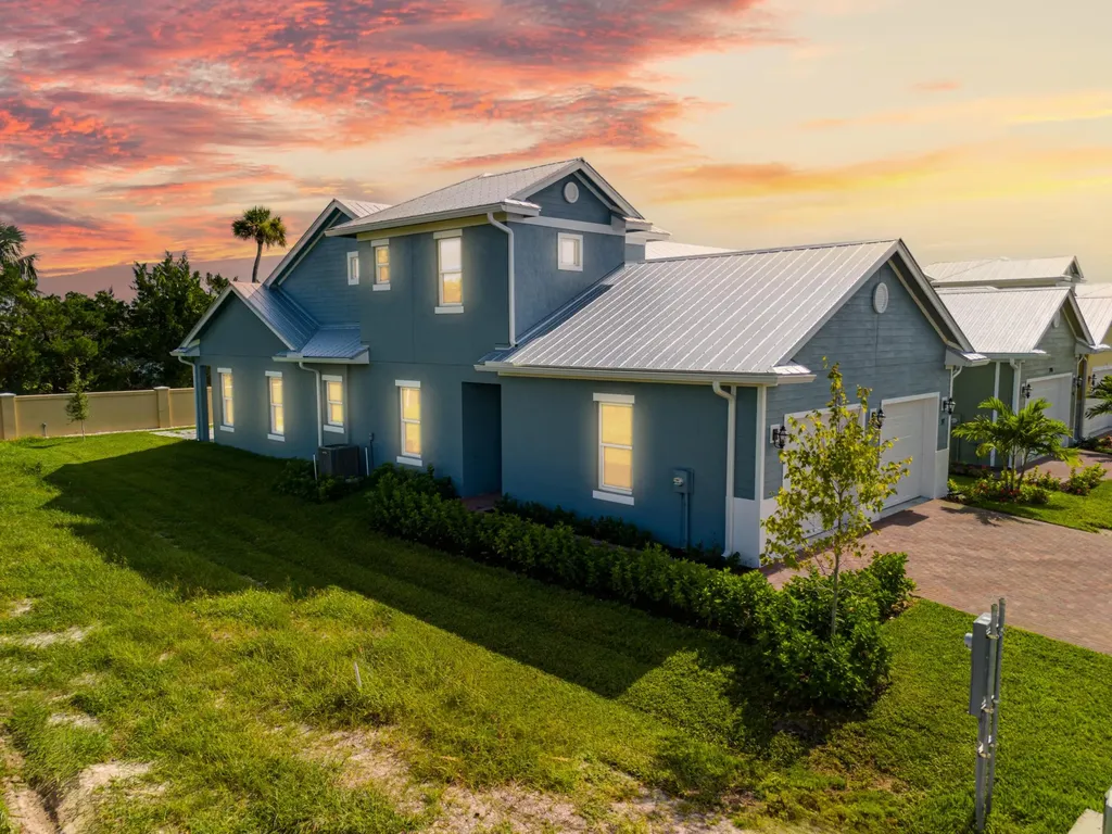2005 Bridgepointe Circle Vero Beach FL 32967