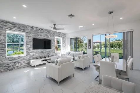 401 Resort Lane Palm Beach Gardens FL 33418
