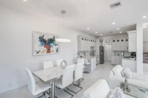 401 Resort Lane Palm Beach Gardens FL 33418