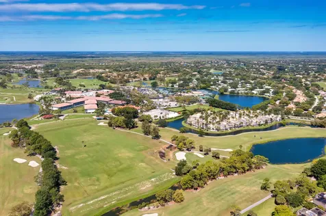 401 Resort Lane Palm Beach Gardens FL 33418
