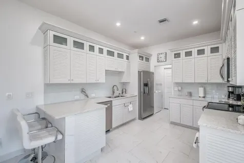401 Resort Lane Palm Beach Gardens FL 33418