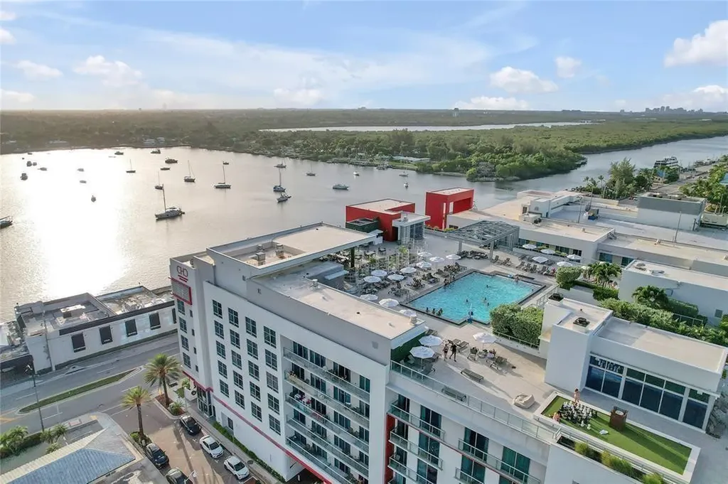 777 N Ocean Drive Hollywood FL 33019