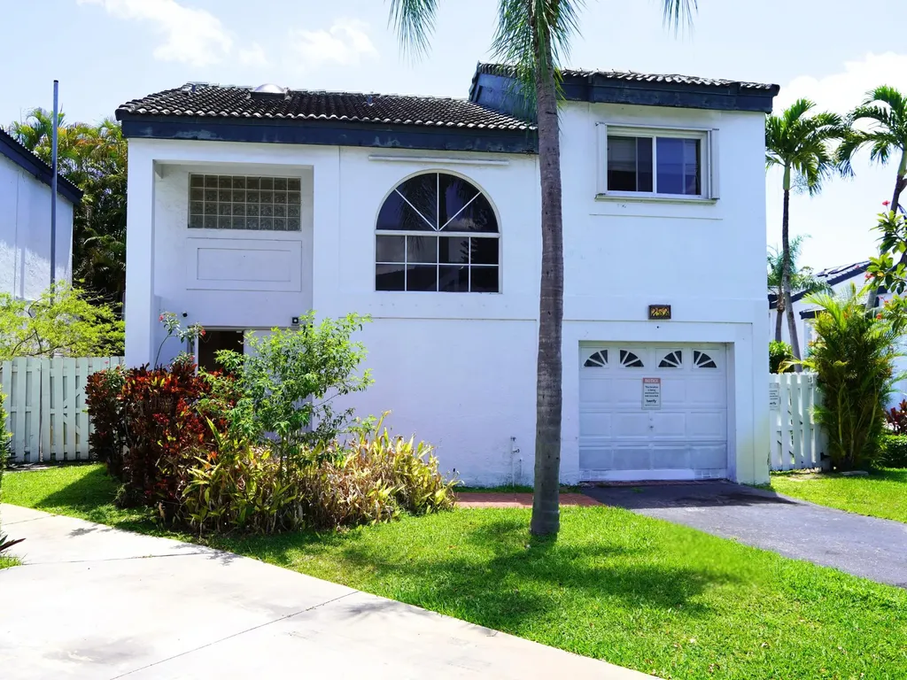 253 NE 211th Terrace North Miami Beach FL 33179