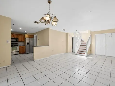 253 NE 211th Terrace North Miami Beach FL 33179
