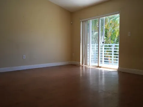 253 NE 211th Terrace North Miami Beach FL 33179