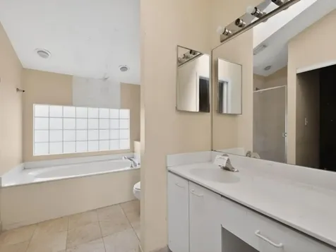 253 NE 211th Terrace North Miami Beach FL 33179