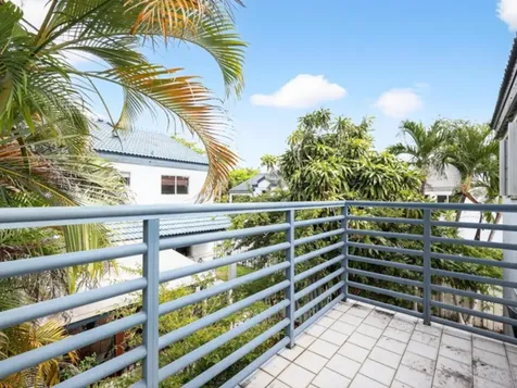 253 NE 211th Terrace North Miami Beach FL 33179