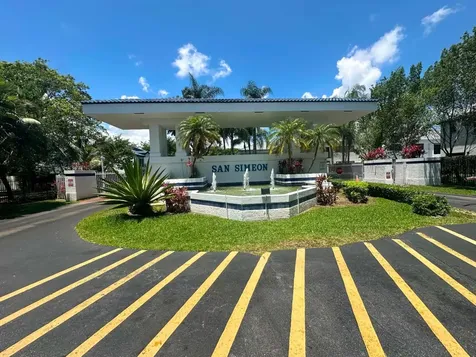 253 NE 211th Terrace North Miami Beach FL 33179
