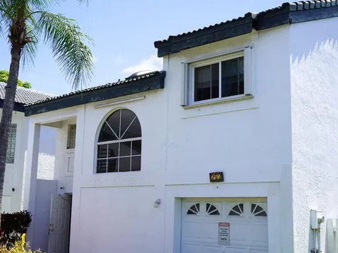 253 NE 211th Terrace North Miami Beach FL 33179