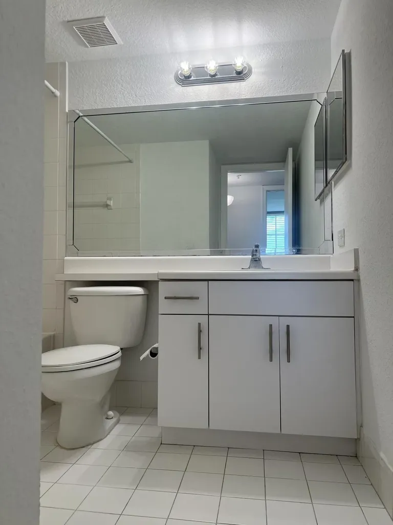 4840 N State Road 7 Coconut Creek FL 33073