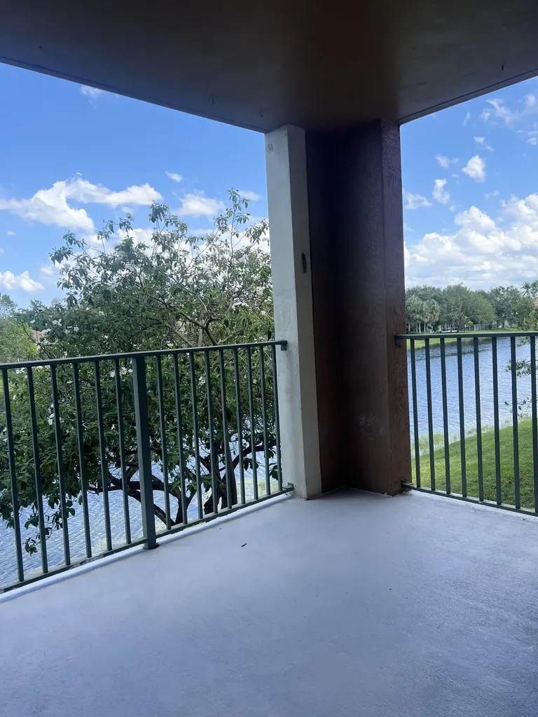 4840 N State Road 7 Coconut Creek FL 33073
