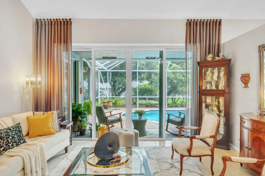 4245 NW 65th Avenue Coral Springs FL 33067