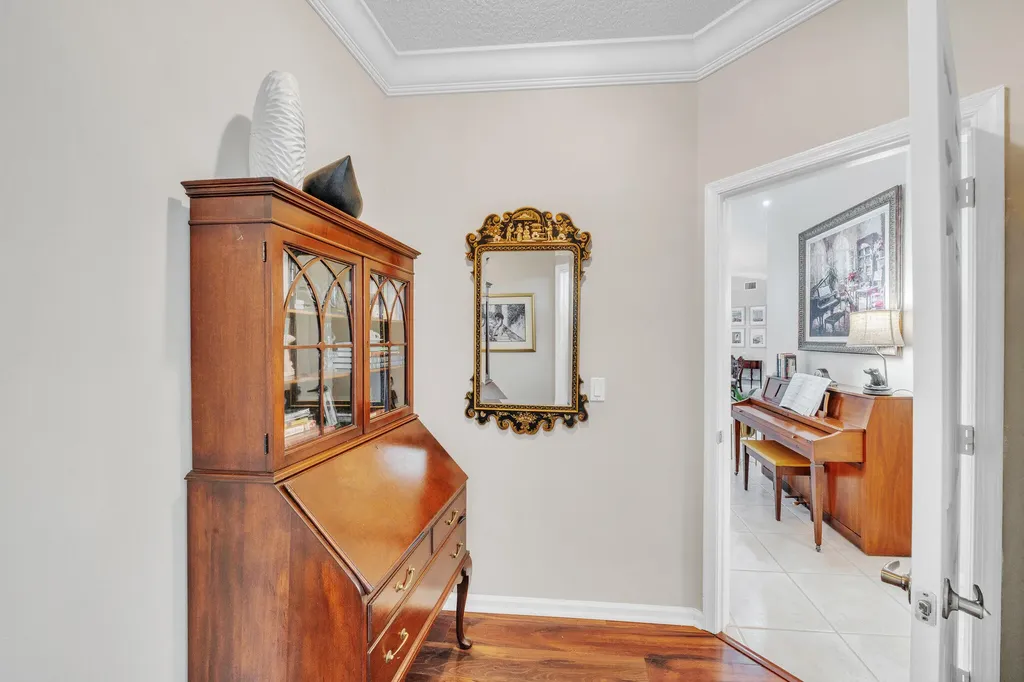 4245 NW 65th Avenue Coral Springs FL 33067