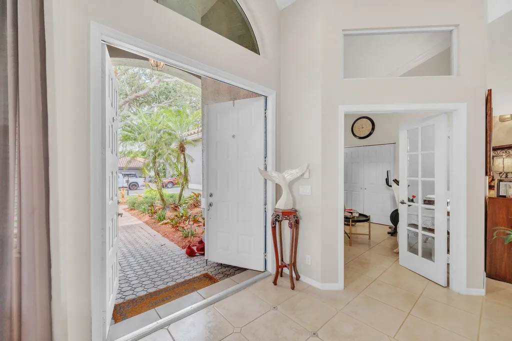 4245 NW 65th Avenue Coral Springs FL 33067
