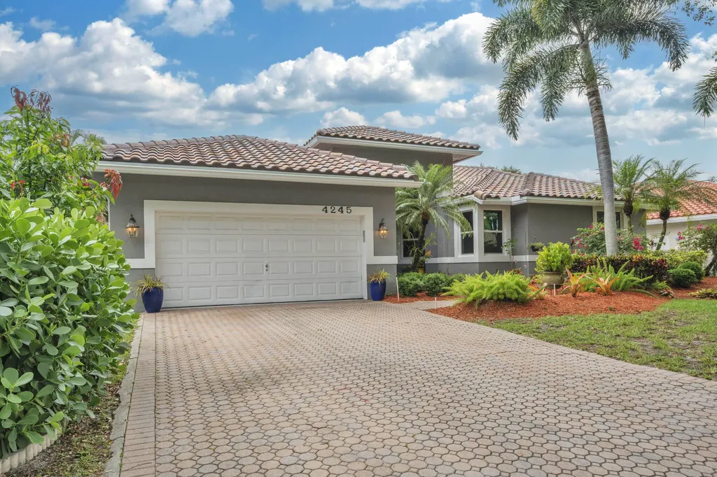 4245 NW 65th Avenue Coral Springs FL 33067