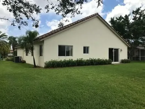 8657 Rosalie Court Boynton Beach FL 33472