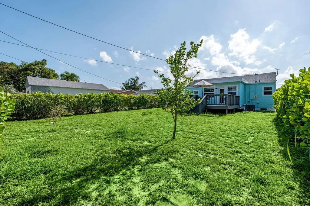 620 N B Street Lake Worth Beach FL 33460