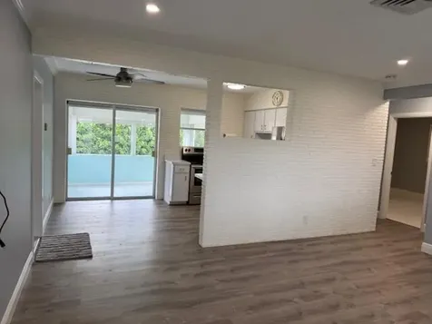 6781 Charleston Street Hollywood FL 33024