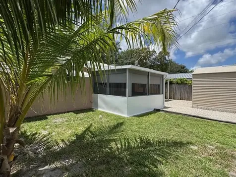 6781 Charleston Street Hollywood FL 33024