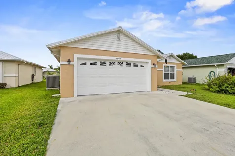 6648 Gaviota Fort Pierce FL 34951