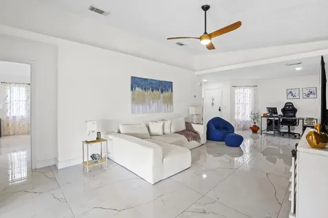 6648 Gaviota Fort Pierce FL 34951