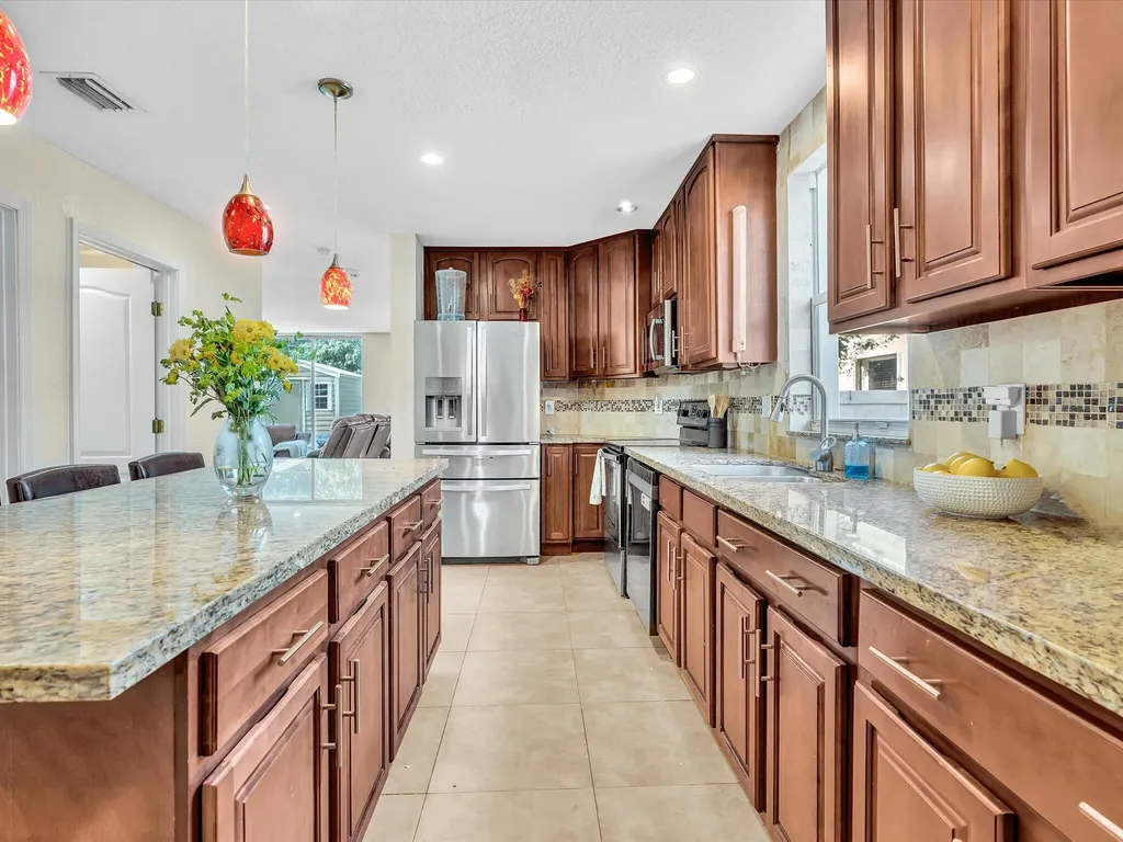 10909 NW 46th Drive Coral Springs FL 33076