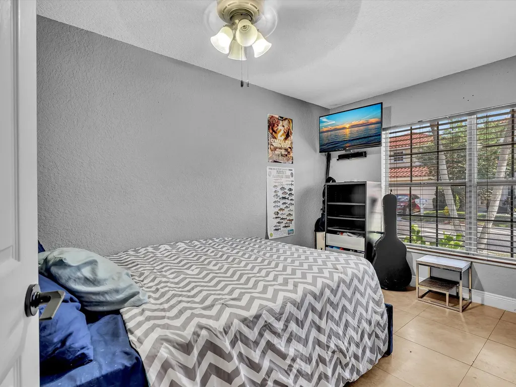 10909 NW 46th Drive Coral Springs FL 33076
