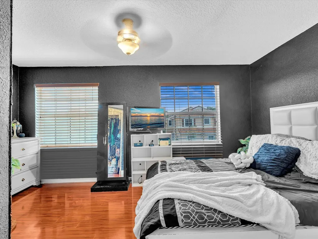 10909 NW 46th Drive Coral Springs FL 33076