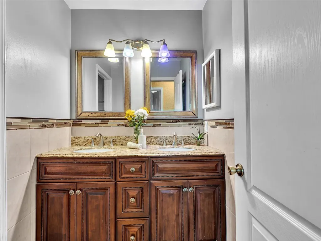 10909 NW 46th Drive Coral Springs FL 33076
