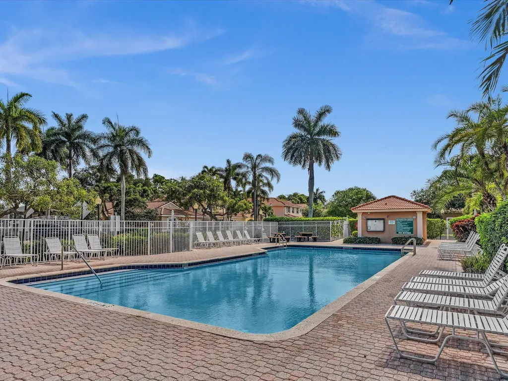 10909 NW 46th Drive Coral Springs FL 33076