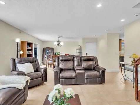 10909 NW 46th Drive Coral Springs FL 33076