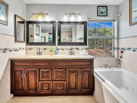 10909 NW 46th Drive Coral Springs FL 33076