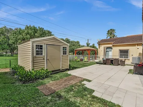 10909 NW 46th Drive Coral Springs FL 33076