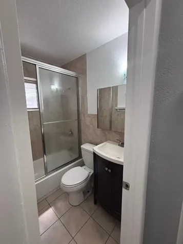 6760 Park Street Hollywood FL 33024