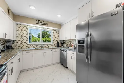 214 SE 5th Street Dania Beach FL 33004