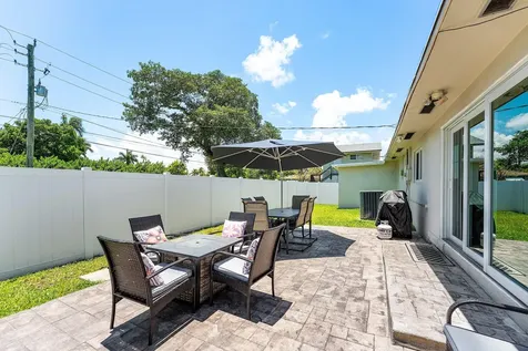 214 SE 5th Street Dania Beach FL 33004