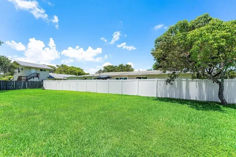 214 SE 5th Street Dania Beach FL 33004