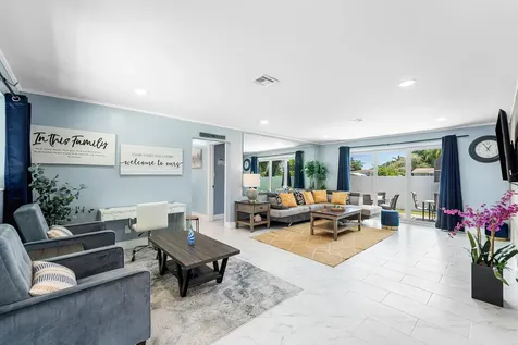 214 SE 5th Street Dania Beach FL 33004