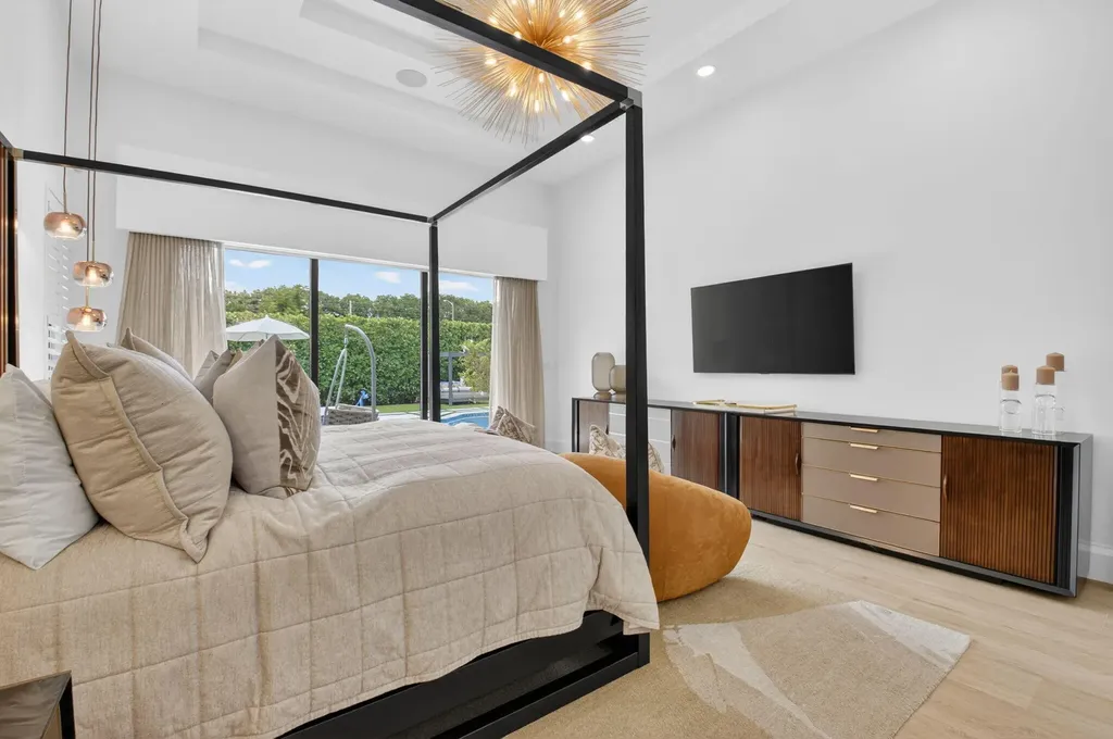 3954 NW 52nd Street Boca Raton FL 33496